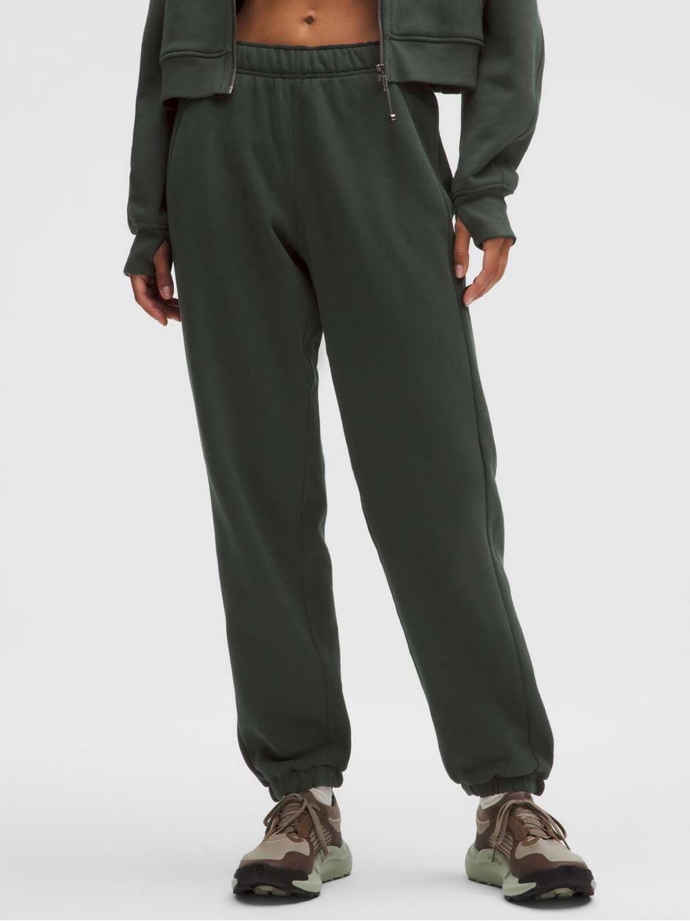 Lululemon Scuba Mid-Rise Oversized Jogger *Regular
Size: Large